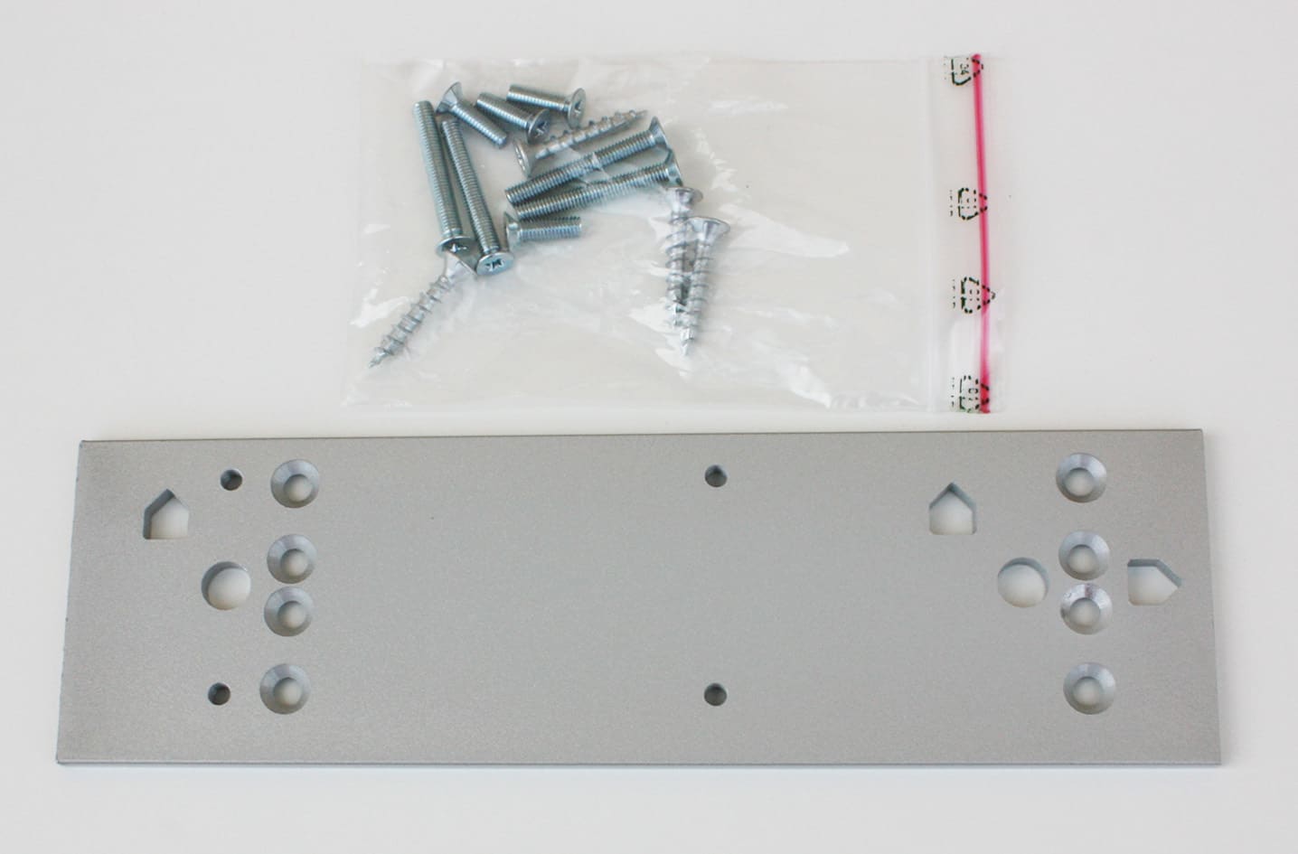 DORMA Montageplatte für TS 71/72 Silber